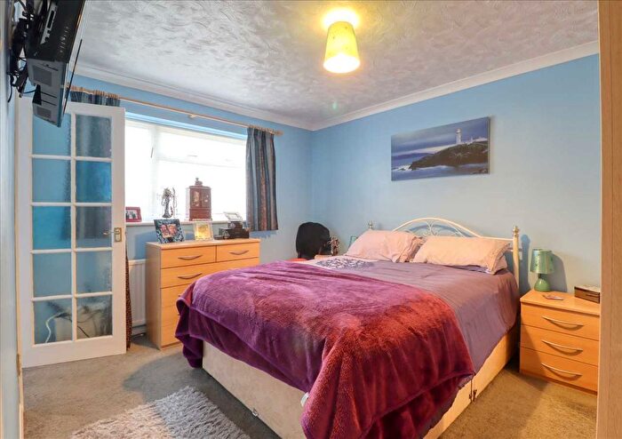 3 Bedroom Bungalow For Sale In Clays Road, Walton On The Naze, CO14