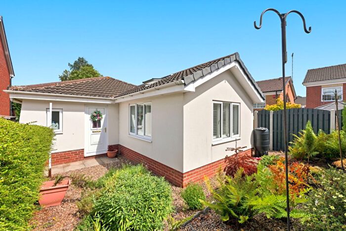 3 Bedroom Bungalow For Sale In Balmer Rise, Bramley, Rotherham, S66