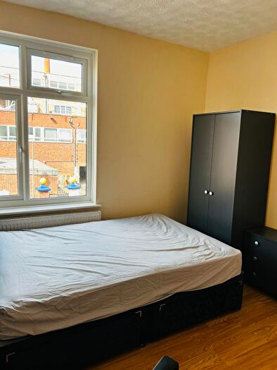 4 Bedroom Terraced House To Rent In Rosebery Street, Leicester, LE5