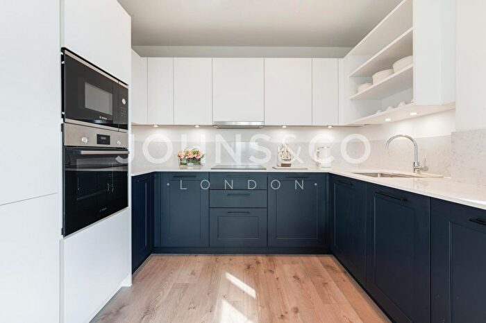 2 Bedroom Flat To Rent In Menara Point, Twelve Trees Park, London, E16