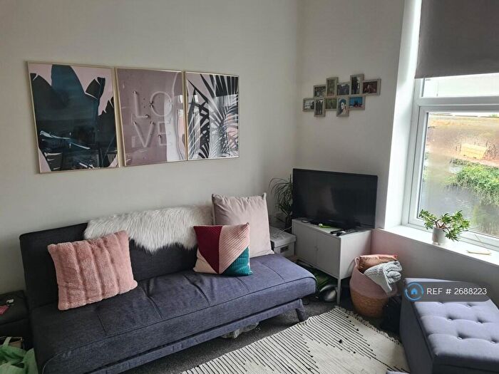 1 Bedroom Flat To Rent In Hermes House, Dudley, DY2
