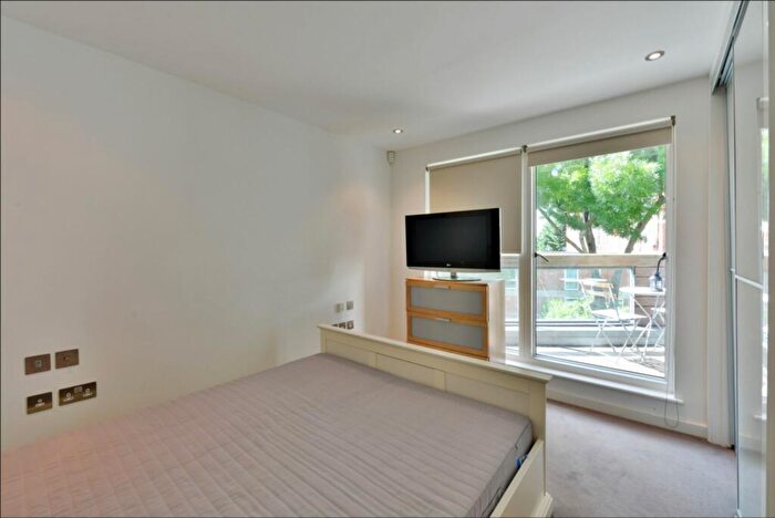 2 Bedroom Flat To Rent In Abbey Road, St Johns Wood, NW8
