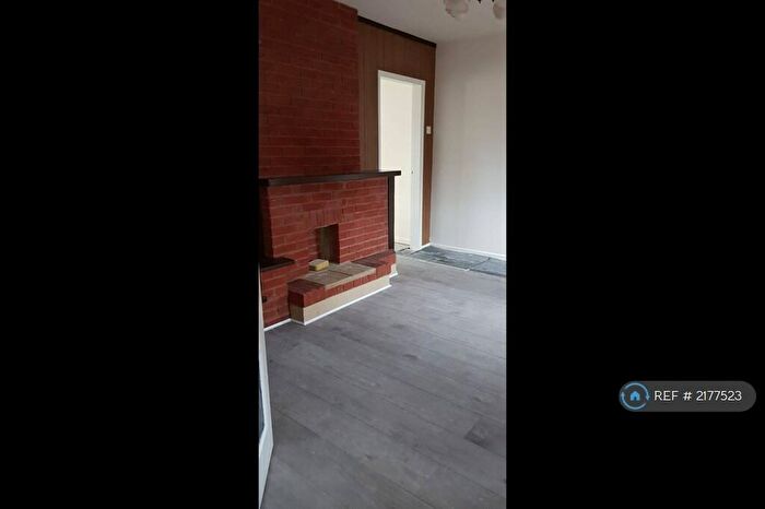 3 Bedroom Semi-Detached House To Rent In Cavell Crescent, Dartford, DA1