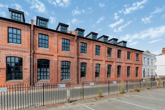 3 Bedroom Terraced House To Rent In Stour Street, Canterbury, Kent, CT1