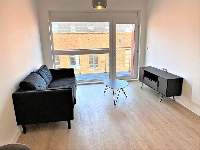 1 Bedroom Flat To Rent In The Loom At Vulcan Mill, New Islington, M4