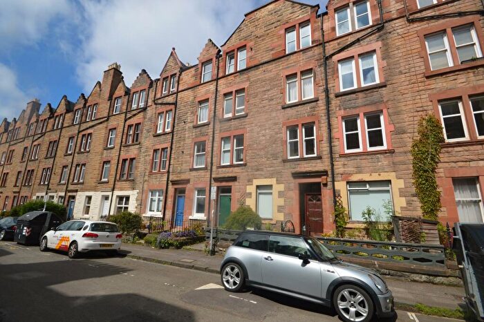 1 Bedroom Flat To Rent In Temple Park Crescent, Edinburgh, EH11