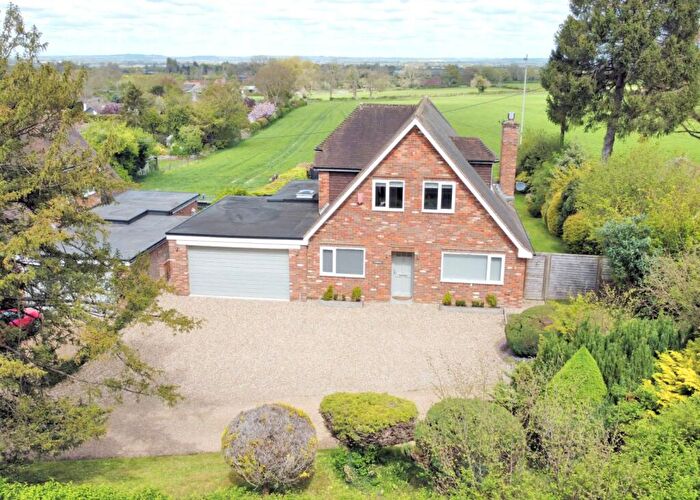 4 Bedroom Detached House For Sale In Butlers Cross, HP17