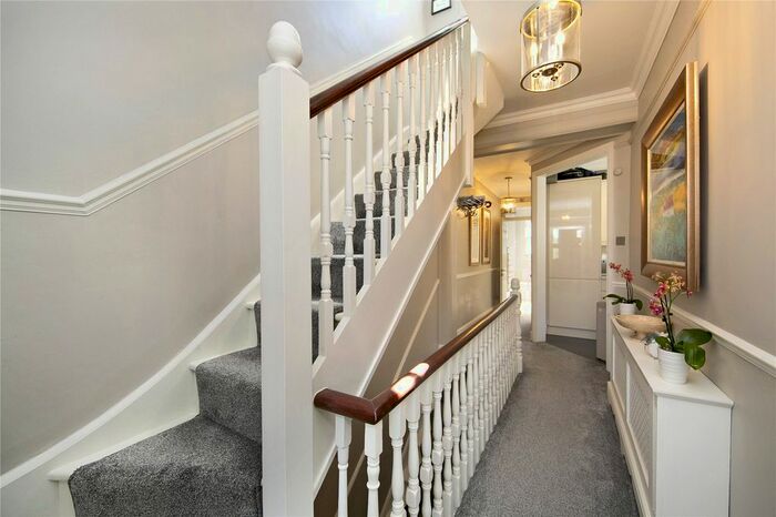 3 Bedroom Property To Rent In Denton Road, Twickenham, TW1