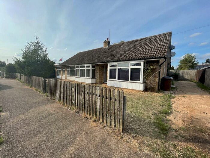 5 Bedroom Detached Bungalow To Rent In Brandon, Suffolk, IP27