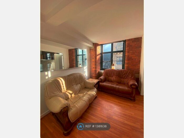 2 Bedroom Flat To Rent In Mill Street, Bradford, BD1