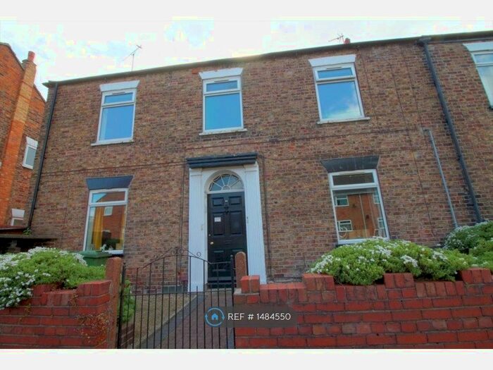 2 Bedroom Flat To Rent In Eastgate North, Driffield, YO25