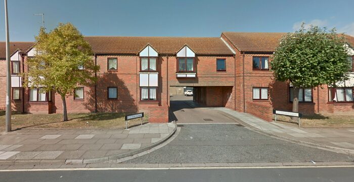 1 Bedroom Flat To Rent In Tivoli Gardens, Grimsby, North East Lincolnshire, DN32