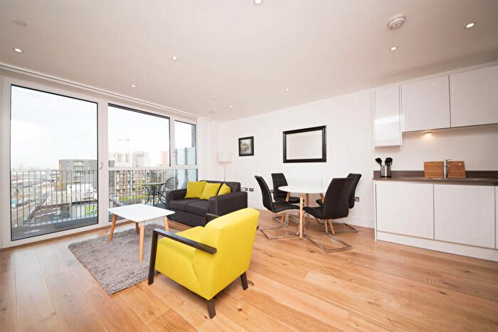 1 Bedroom Flat To Rent In Sovereign Tower, Canning Town, London, E16