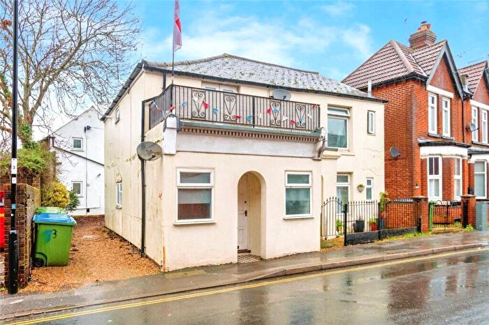 1 Bedroom Flat To Rent In Grove Road, Southampton, Hampshire, SO15