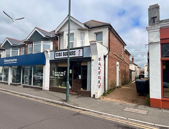 2 Bedroom Flat For Sale In Seabourne Road, Southbourne, BH5