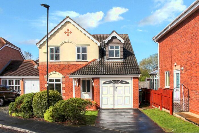 3 Bedroom Detached House To Rent In Harewood Close, York, YO30