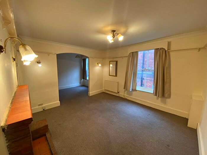 3 Bedroom Maisonette To Rent In Bridgegate, Retford, DN22