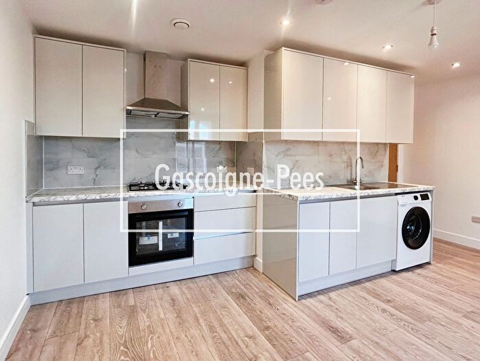 2 Bedroom Property To Rent In Wote Street, Basingstoke, RG21