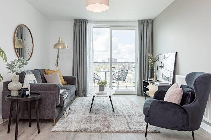1 Bedroom Apartment To Rent In Anvil, M5