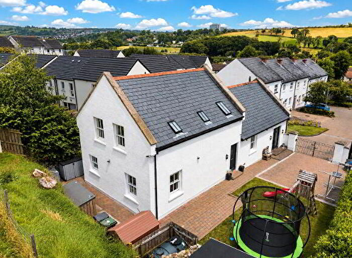 4 Bedroom Detached House For Sale In The Stables, Fincairn Road, L’derry, BT47
