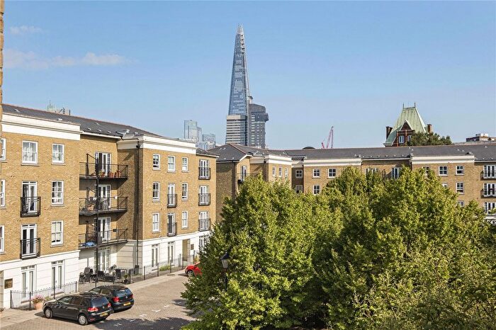2 Bedroom Flat To Rent In Alderney Mews, London, SE1