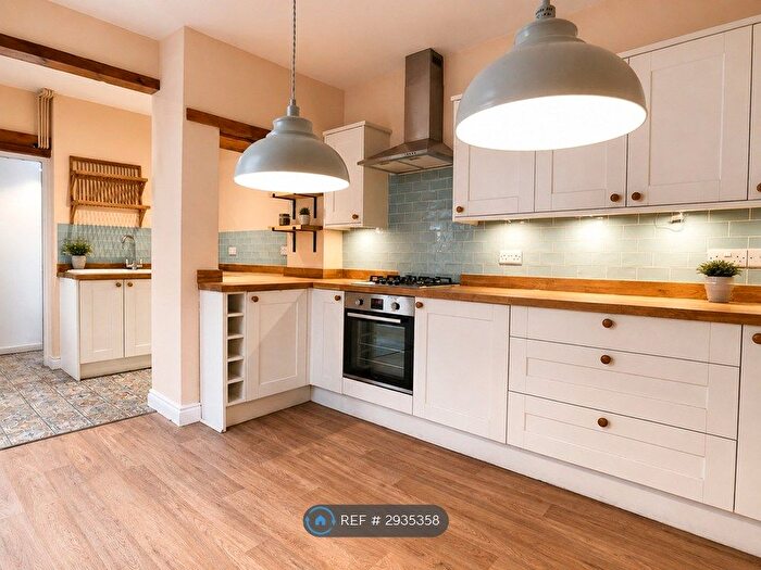 3 Bedroom Terraced House To Rent In Carrington Road, Bristol, BS3