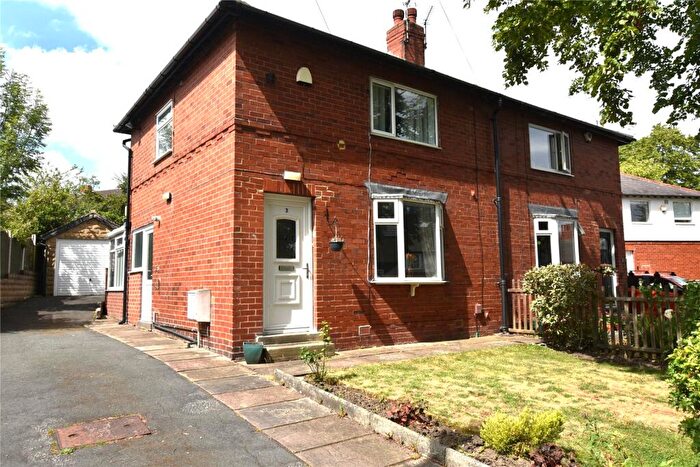 2 Bedroom Semi-Detached House For Sale In Broadgate Crescent, Horsforth, Leeds, LS18