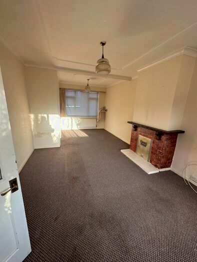 2 Bedroom Terraced House To Rent In Chorley Old Road, Bolton, BL1