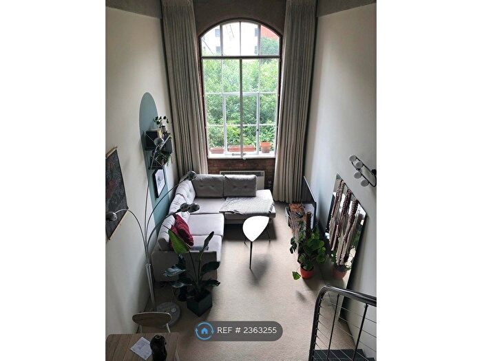 1 Bedroom Flat To Rent In Manhattan Building, London, E3