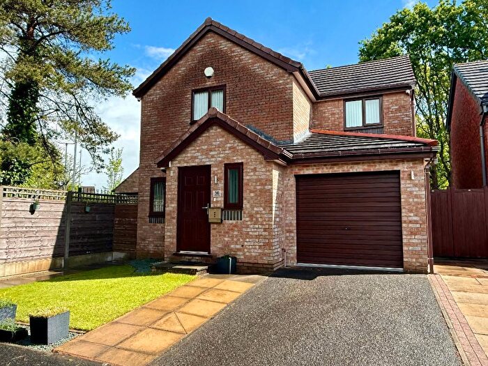 4 Bedroom Detached House For Sale In College Close, Heaviley, Stockport, SK2