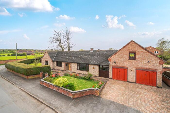 4 Bedroom Bungalow For Sale In School Lane, Long Clawson, LE14