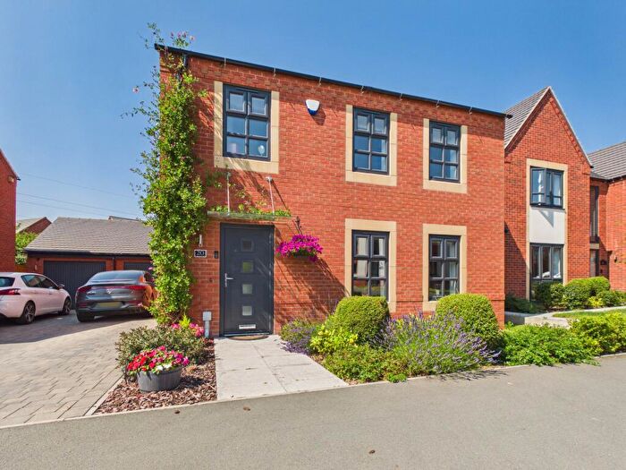 4 Bedroom Detached House For Sale In Lincoln Avenue, Littleover, DE23