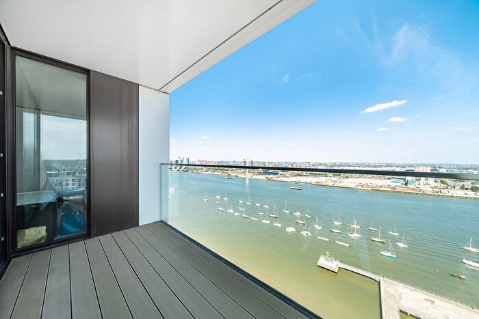 2 Bedroom Flat For Sale In Tidemill Square, Greenwich Peninsula, SE10