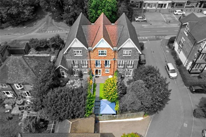 4 Bedroom Terraced House For Sale In Fernbank Road, Ascot, Berkshire, SL5