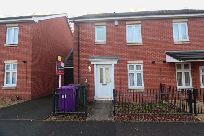 3 Bedroom Semi-Detached House To Rent In Rothesay Gardens, Monmore Grange, Wolverhampton, WV4