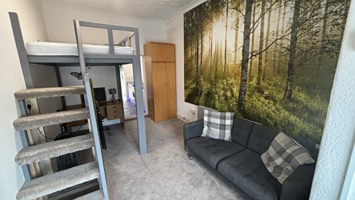 Studio To Rent In Westminster Street, Gateshead, NE8