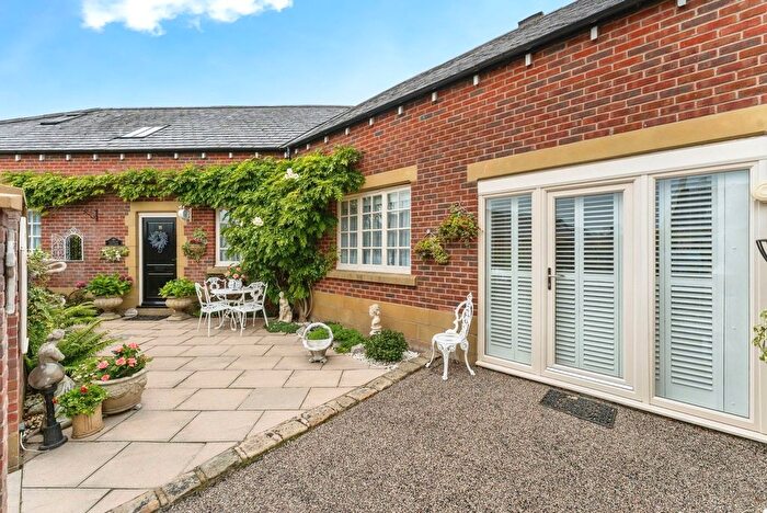 3 Bedroom Detached House For Sale In Wynnstay Hall Estate, Ruabon, Wrexham, LL14