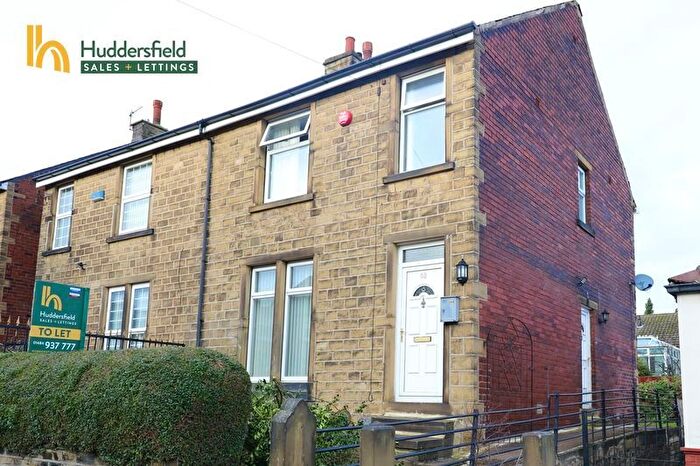 3 Bedroom Property To Rent In Larch Road, Huddersfield, HD1