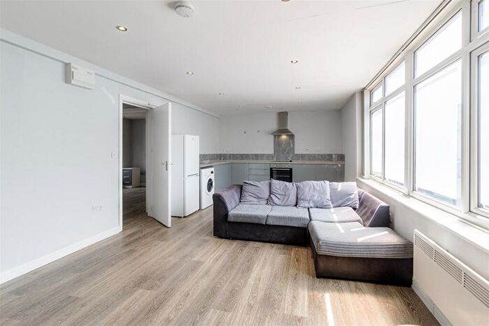 1 Bedroom House To Rent In Silver Street, Wellingborough, NN8