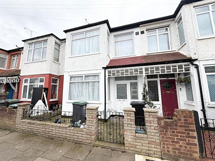 4 Bedroom House To Rent In Sherringham Avenue, London, N17