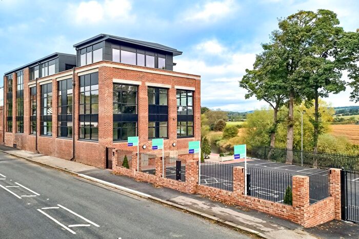 2 Bedroom Flat For Sale In Pool Road, Pool In Wharfedale, LS21