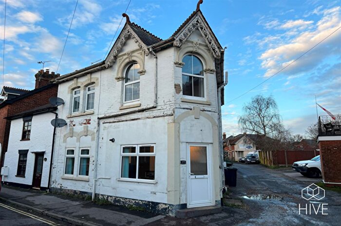 Flat For Sale In Hightown Road, Ringwood, BH24