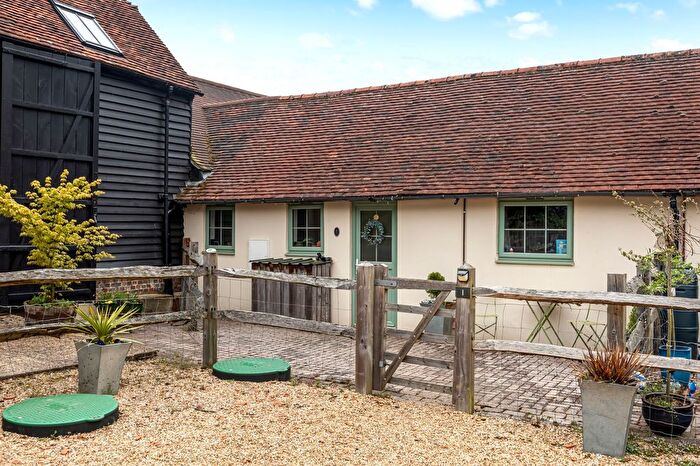 3 Bedroom Cottage To Rent In Rose Hill, Isfield, TN22