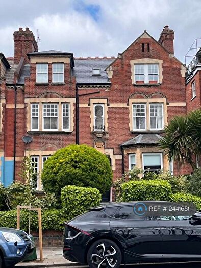 1 Bedroom Flat To Rent In Fellows Road, London, NW3