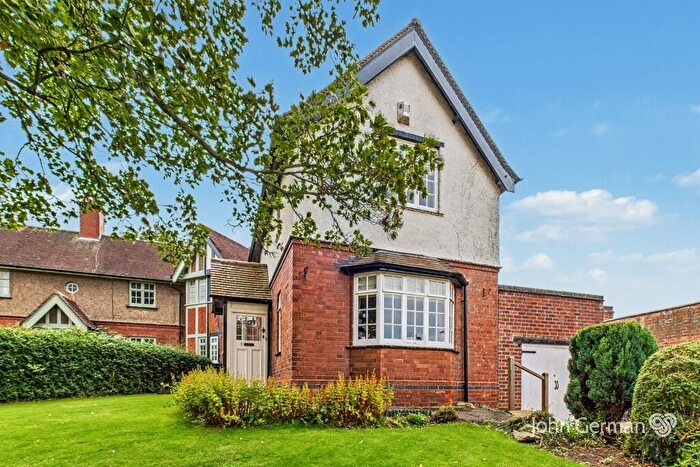 3 Bedroom House For Sale In Main Street, Newton Solney, DE15