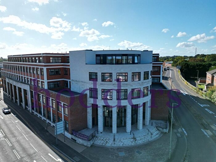 1 Bedroom Flat To Rent In Pyrcroft Road, Chertsey, Surrey, KT16