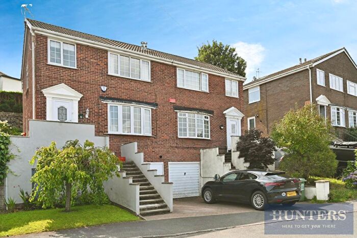 3 Bedroom Semi-detached House For Sale In Greenacre Park Rise, Rawdon, Leeds, LS19