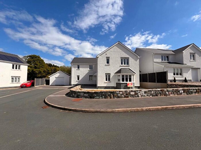 4 Bedroom Detached House For Sale In Cross Inn, New Quay, SA44