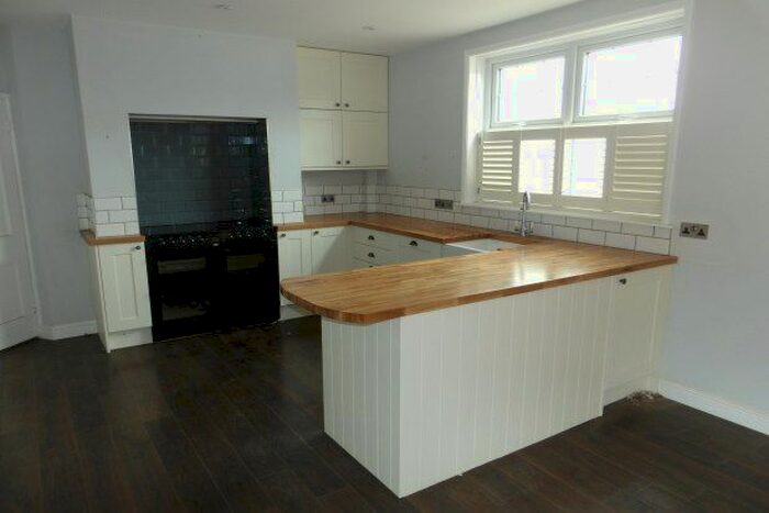 2 Bedroom Semi-Detached House To Rent In Grange Cottages, Gainsborough, DN21