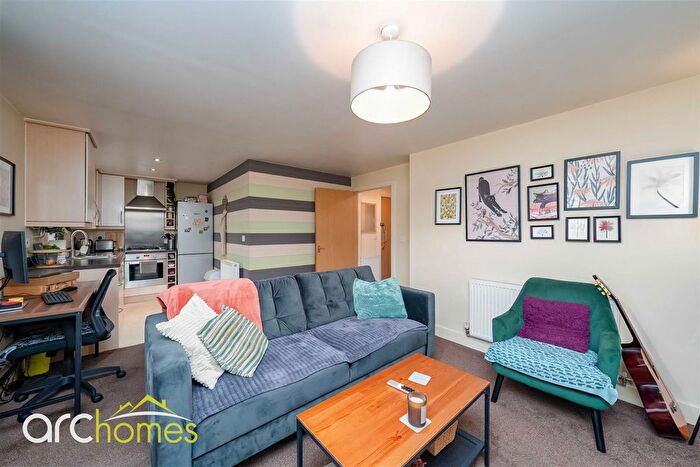 2 Bedroom Flat For Sale In Brentwood Grove, Leigh, WN7